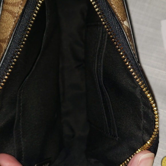 Coach purse and wallet - Picture 3 of 5